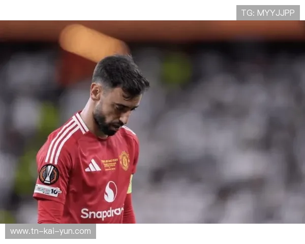 曼联全力引进超巨！转会费爆炸级